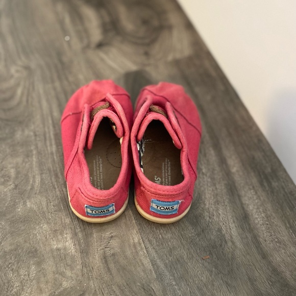 Toddler toms shoes - Picture 2 of 4